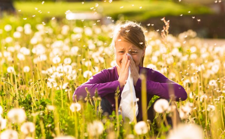 花粉症の女の子