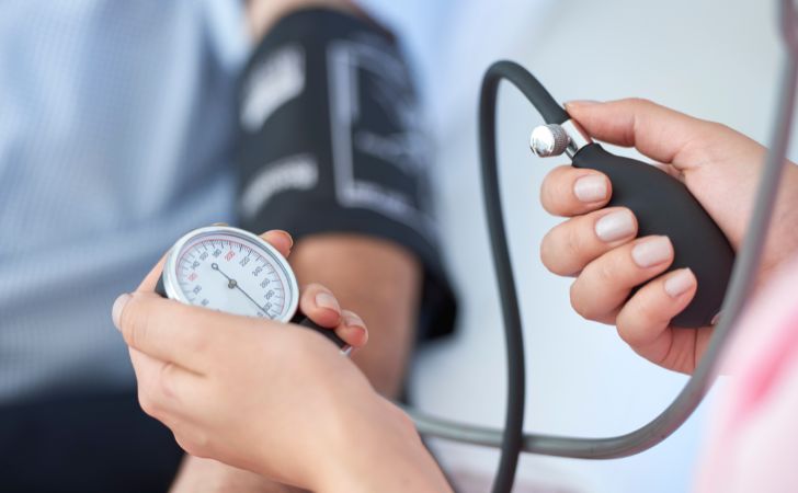 血圧測定の様子