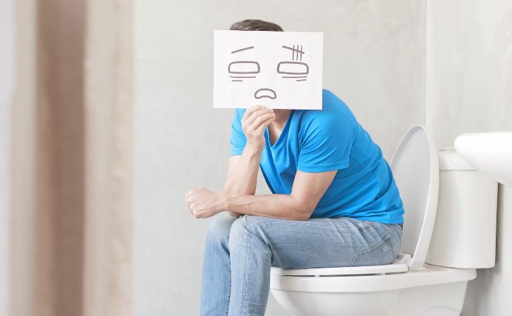 トイレで不快な思いをしている男性